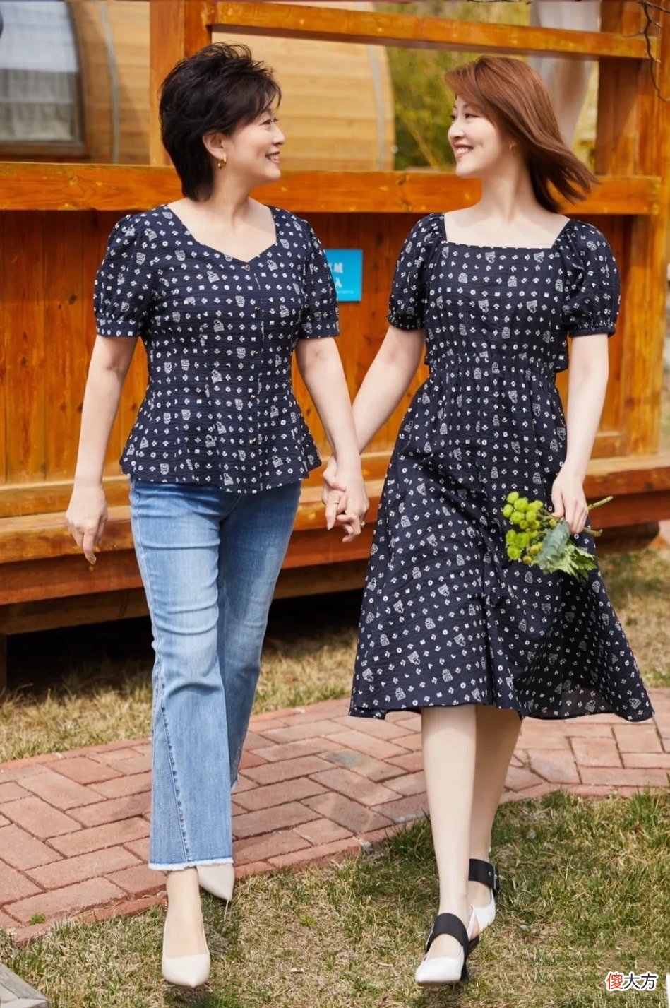 【时尚一点】不被定义的人生有多美？60岁妈妈还能和女儿穿同款，这也忒幸福了