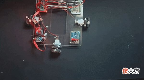 【游戏世界】国外工程师设计射击游戏物理“自瞄机器人”，打败众多职业选手