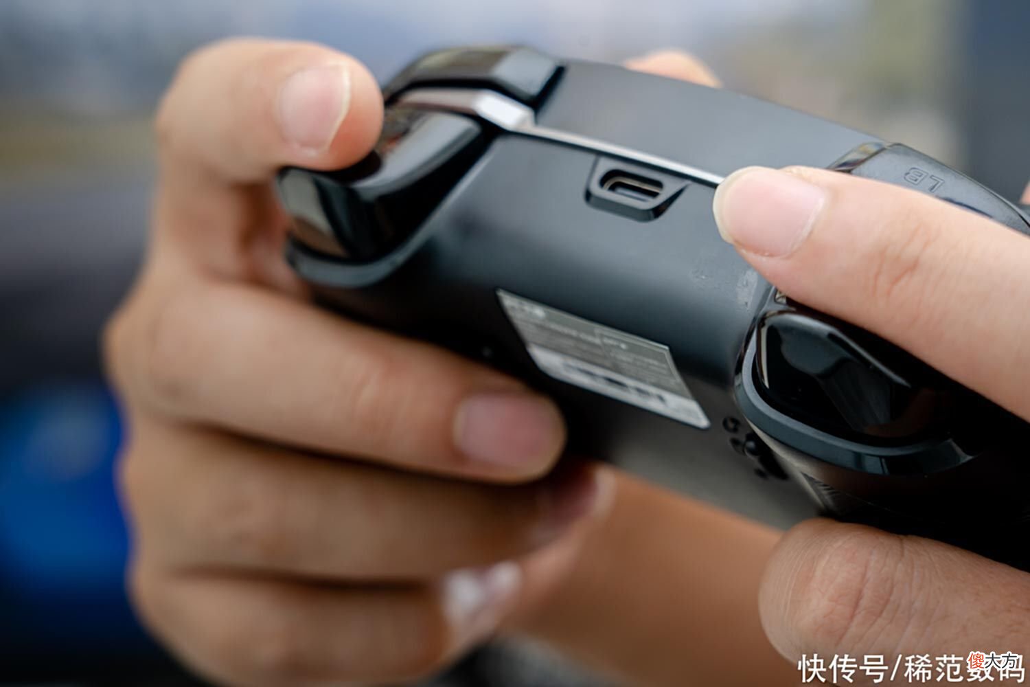 【游戏迷】北通阿修罗3S游戏手柄评测：电竞级的操作体验，玩游戏轻松上手