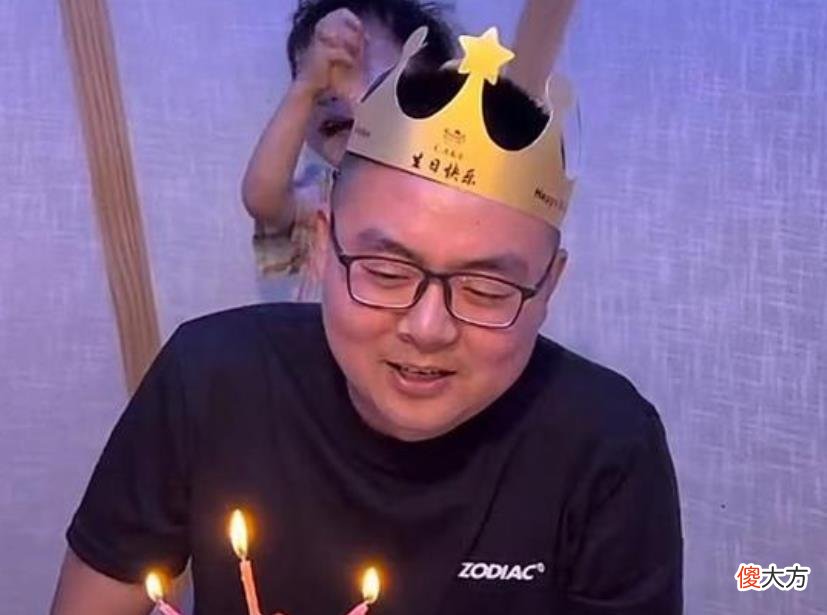 姚威生日获全家祝福，熊磊晒儿子楷楷为姚策庆生，画面略显心酸
