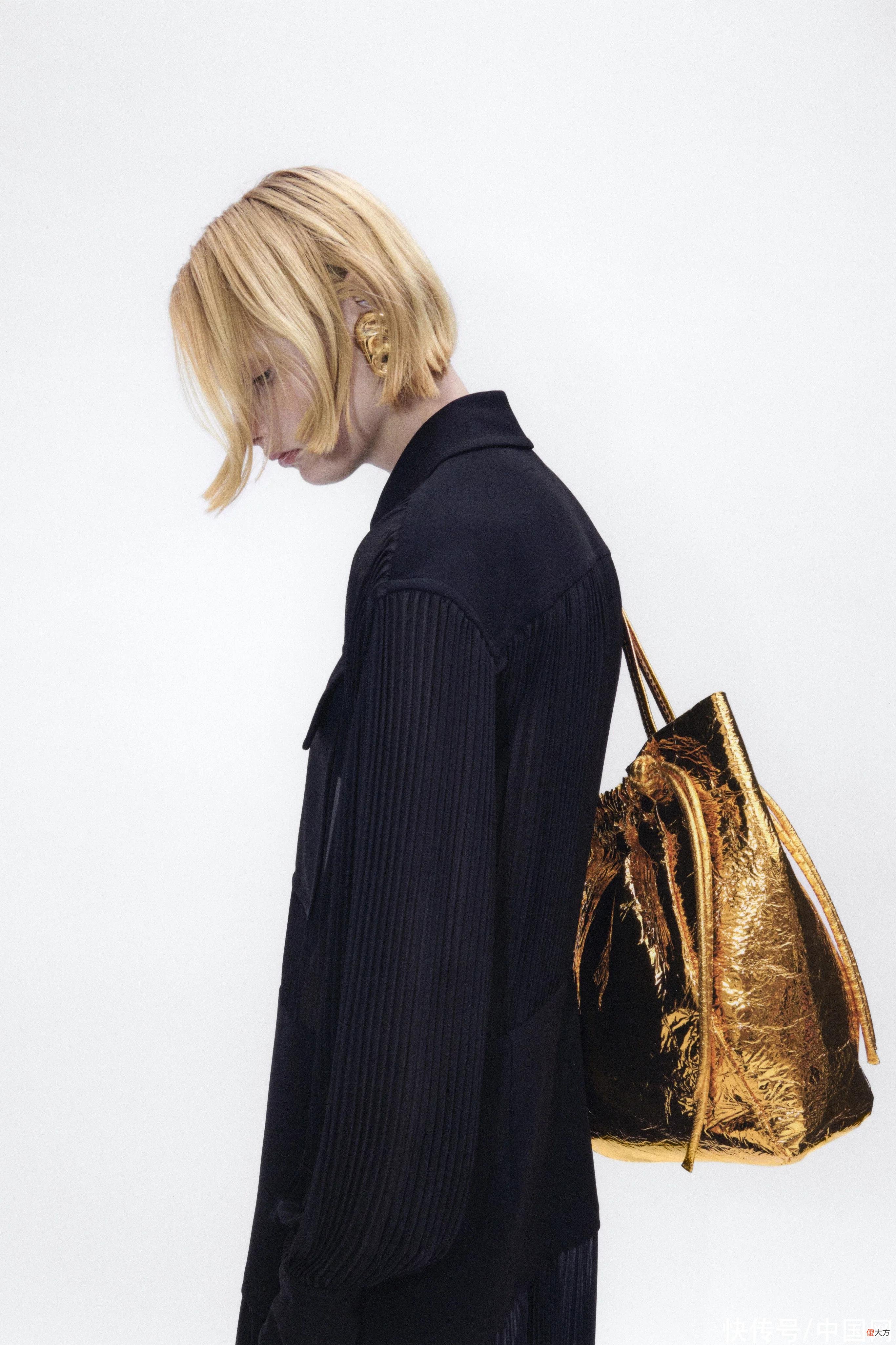 【时尚一点】经典中衍生新潮流 Proenza Schouler 2023早春系列
