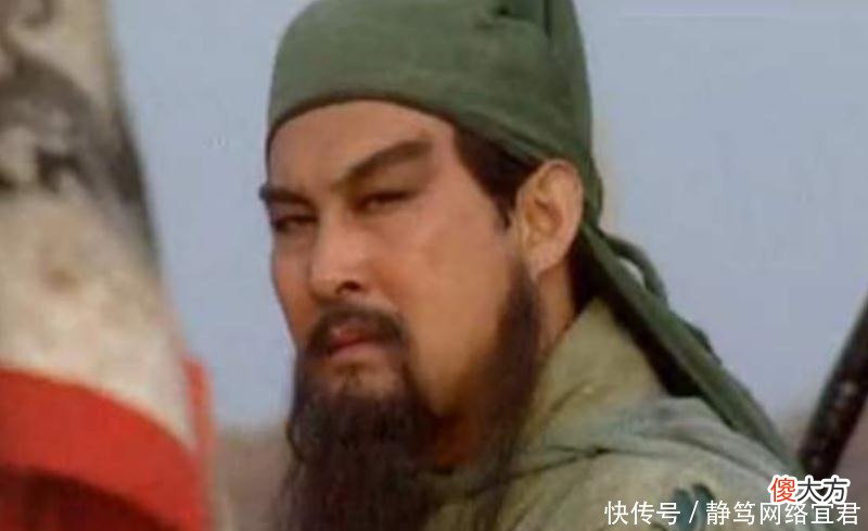 【历史故事】曹操将貂蝉送给关羽，关羽在月下舞刀，貂蝉见了当即自尽