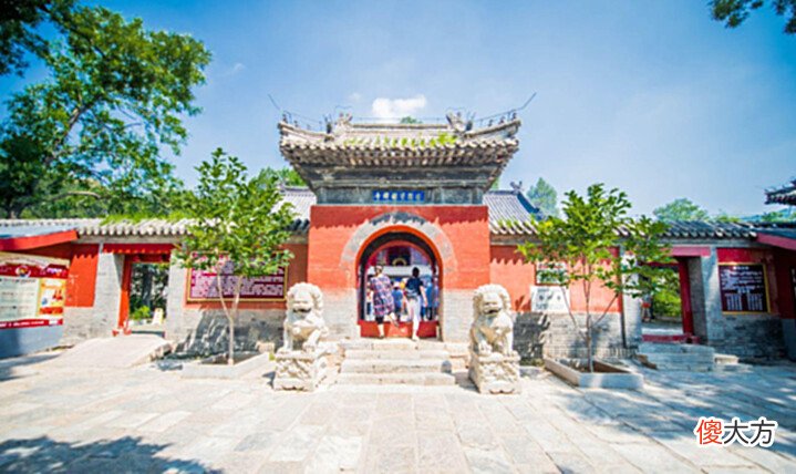 【爱历史】中国最灵验的4个寺庙,香火缭绕,无数夫妻到此求子!