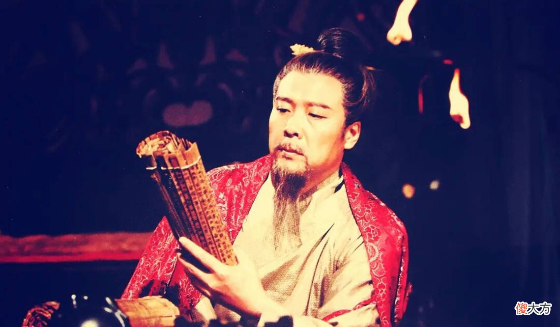 【爱历史】同样演《三国》刘备，于和伟和孙彦军放在一起看，差距就出来了