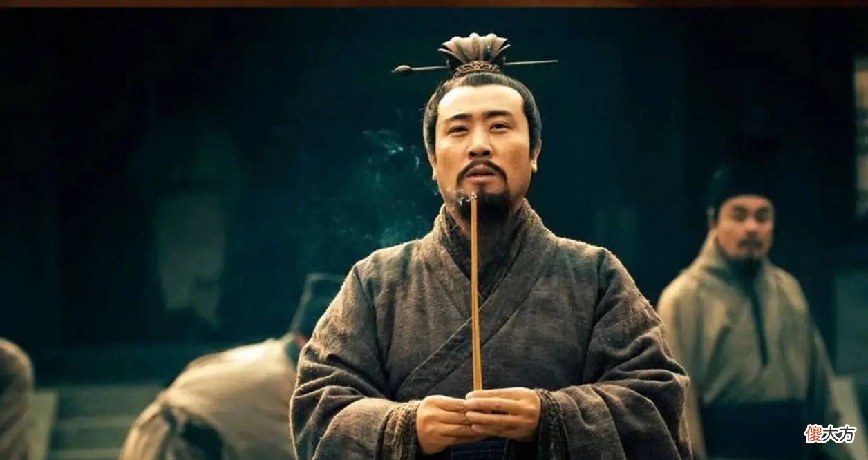 【爱历史】同样演《三国》刘备，于和伟和孙彦军放在一起看，差距就出来了
