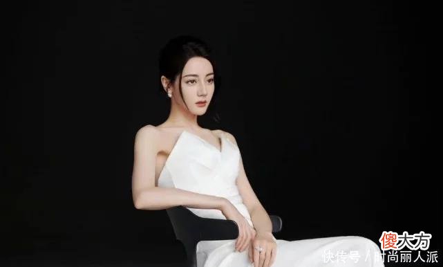 【时尚一点】热巴今年的top1造型！穿礼服戴珍珠，拿下顶奢珠宝代言后太开挂