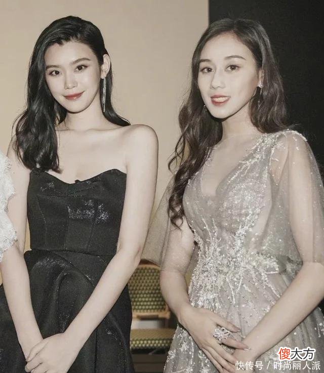【时尚一点】何超欣庆生真高调！穿吊带裙美成偶像剧女主，露出底裤丝毫不尴尬