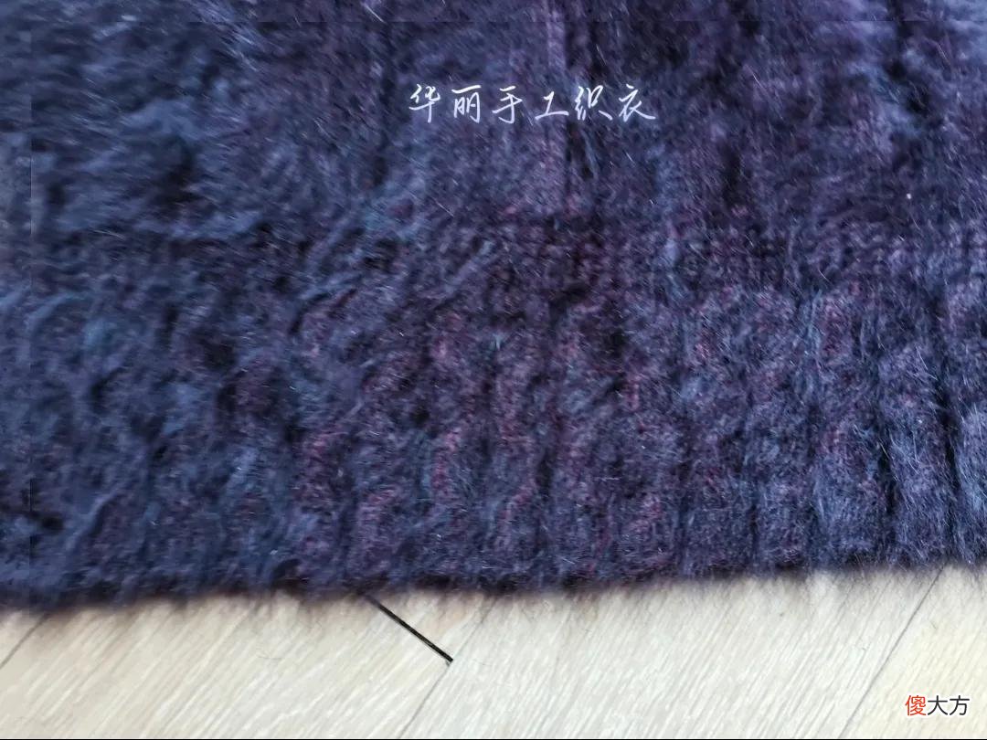 漂亮又高档的粗线貂绒中长款毛衣外套