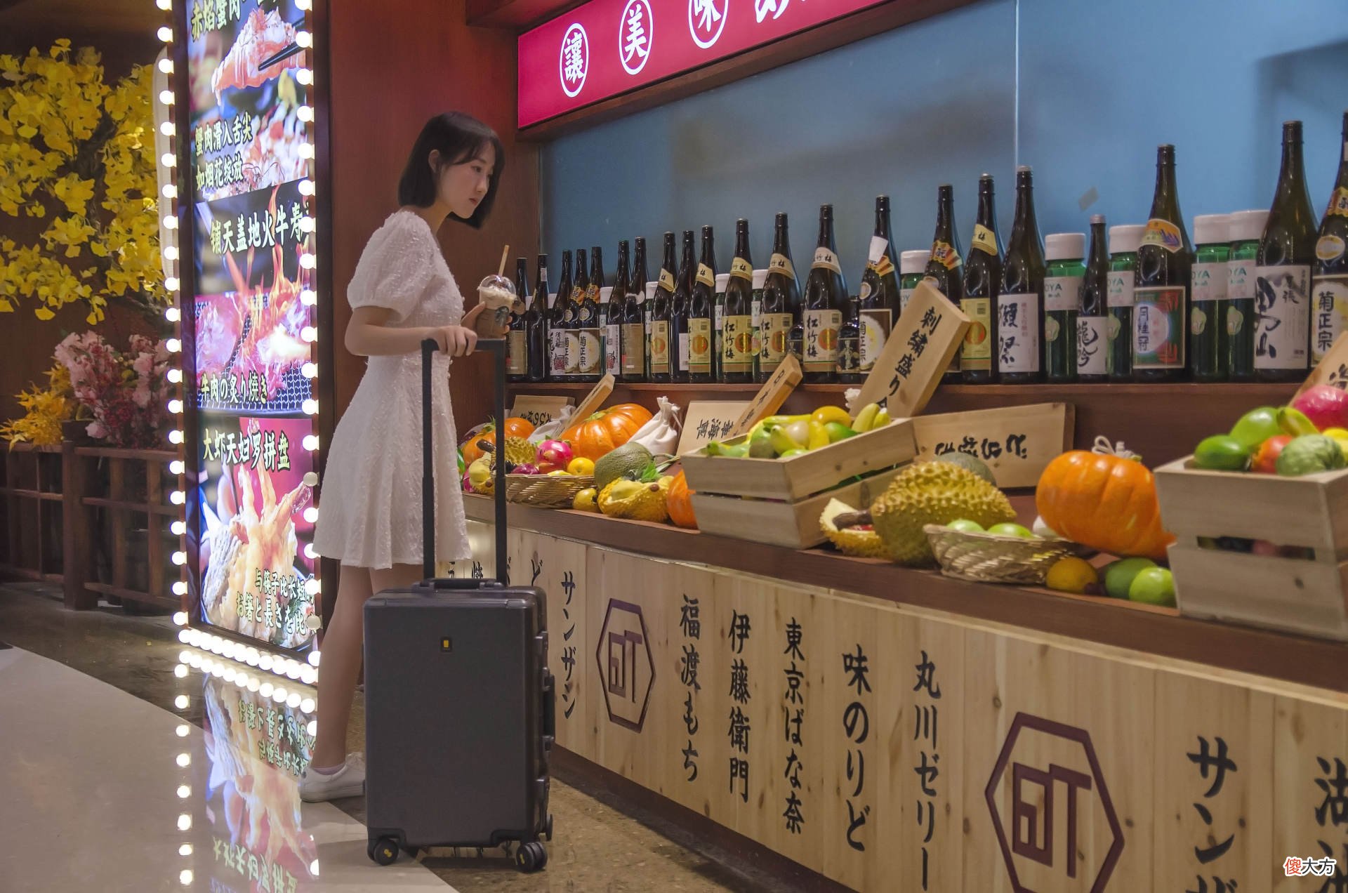 却又细节满满的行李箱 行李箱细节图