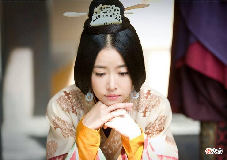 【历史故事】新婚三月，丈夫被派去打仗，2年后，妻子被召入宫，丈夫已成新皇