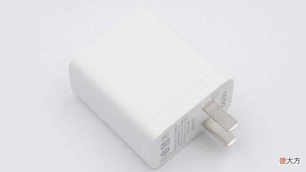 送的充电器也够好 送的充电器能用吗
