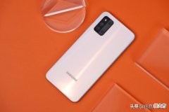 三星6500mAh新机备货 三星6500手机