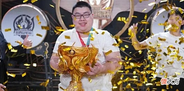 【游戏迷】小胖拜师小小娥,平日里最喜欢做一件事,各大绝活主播都害怕