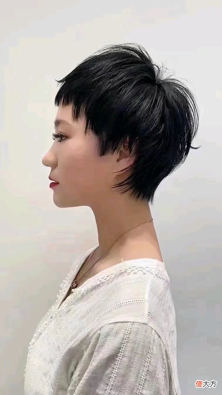 【就爱时尚】夏季最火女士短发有哪些？15款送给大家，越剪越时尚