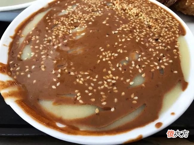 走进早餐中国，登上米其林推荐的豆汁焦圈：味道永远走不出北京