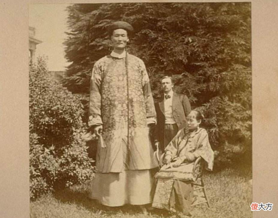 【爱历史】清朝巨人詹世钗,娶英国妻子,身高3.19米?子女后来生活如何?