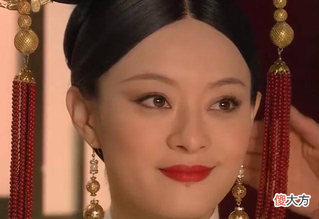 【历史故事】皇帝明明不爱叶澜依，为何还要“馋她身子”？你看甄嬛说了啥？