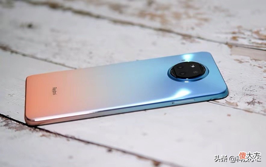 从1999降至1399元，8GB+256GB+大电池，还有1亿像素和120Hz高刷