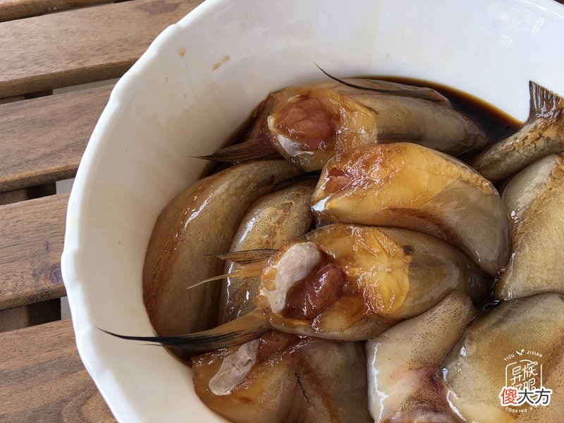 豆腐鱼好吃的做法 鱼豆腐的简单做法大全