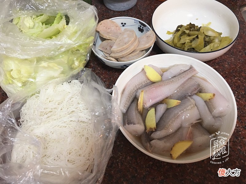 汕头人最喜欢的豆腐鱼做法之一，百吃不厌，北方人一口不敢吃