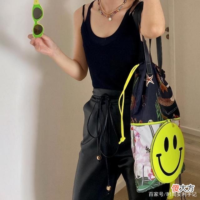 【就爱时尚】裤子别买太多，有这三条经典款足够，搭配小白快速上手，慵懒休闲