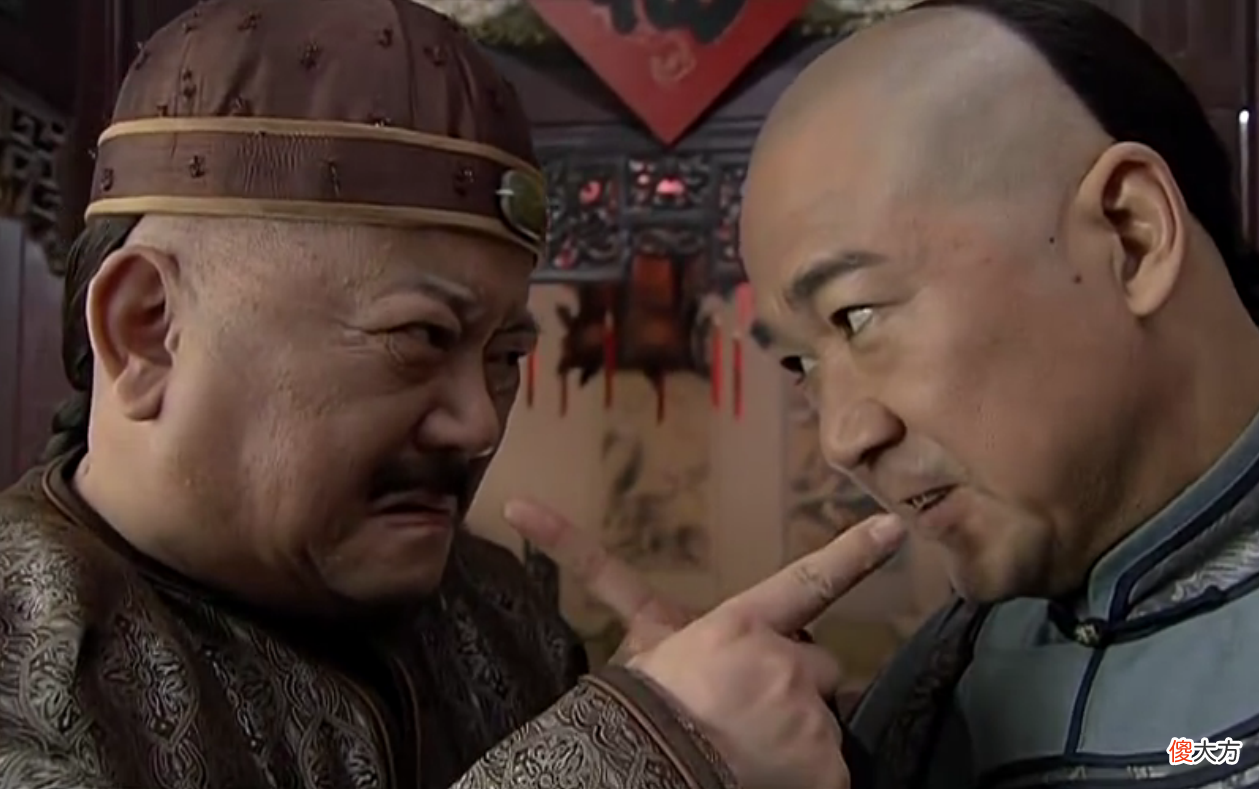 【历史故事】穷亲戚投奔和珅,和珅让他们帮忙晒银子,15天后为何全走了?