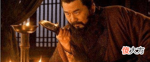 【爱历史】曹操两次征辟司马懿辅佐自己，却在其出山后给了个闲职整日游荡