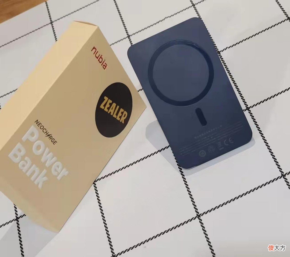 努比亚磁吸充电宝 努比亚磁吸充电器