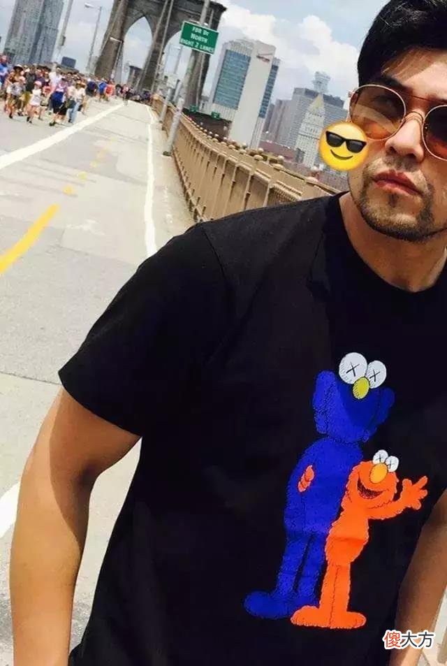 这个叫KAWS的男人到底是谁 Kaws是谁