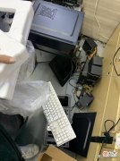 外甥考上大学，二舅就买这种配置电脑送给他，真想问你好意思吗？