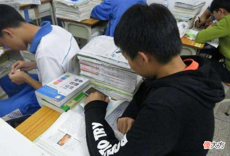 初中生手机安装这样的软件 初中生手机必备软件