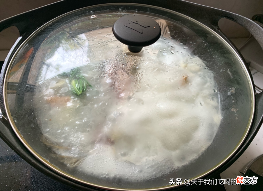 煮鲫鱼汤吃不到鱼刺 鲫鱼汤怎么做没有鱼刺