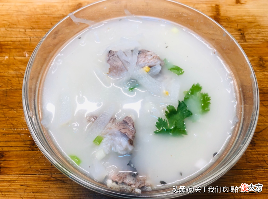煮鲫鱼汤吃不到鱼刺 鲫鱼汤怎么做没有鱼刺