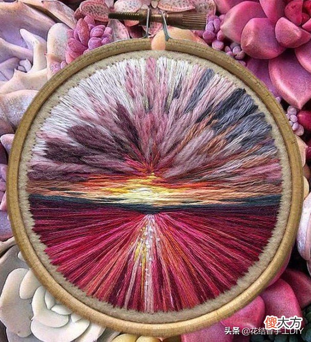 就可以绣出如此美丽的风景画哦 很美丽的风景画