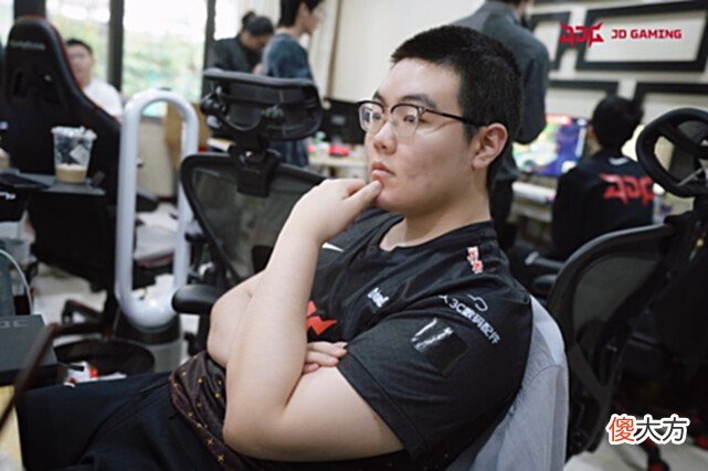 【游戏迷】职业生涯首次五杀!369在JDG找到了定位!成长有目共睹!