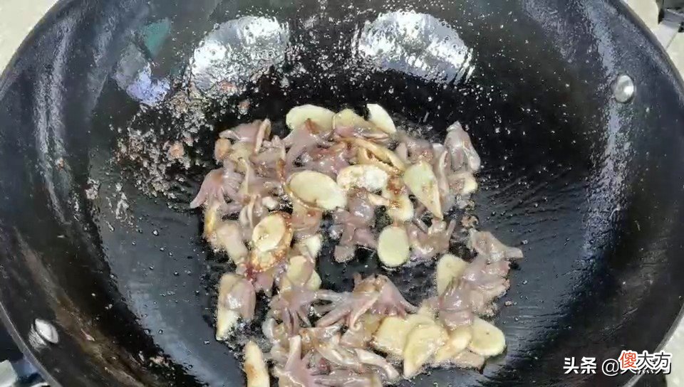 鸡肾怎么炒才好吃 鸡肾怎么炒好吃?