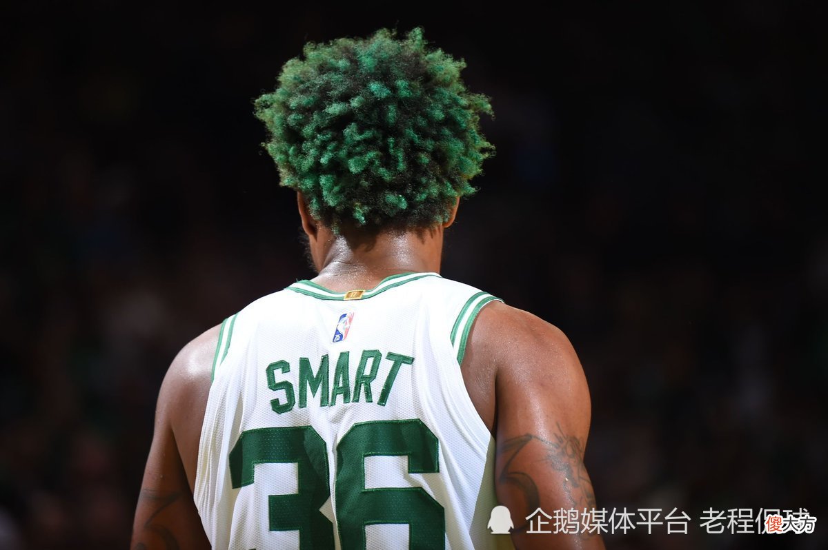 无缘NBA冠军又如何？你把头发染绿拼命的样子 天堂的妈妈已经看到