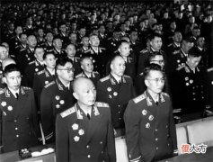 【历史故事】1955年授衔时，段苏权因不满军衔当众将肩章扯下，下葬也不穿军装