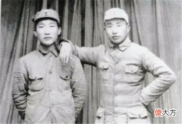 【历史故事】1955年授衔时，段苏权因不满军衔当众将肩章扯下，下葬也不穿军装