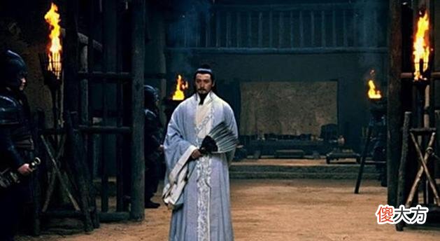 【历史故事】司马懿早就看穿了空城计,为何还仍要撤军?诸葛亮:若不撤他必死