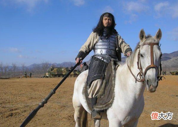 【爱历史】历史上的马腾:接受董卓招安,还帮助曹操,被儿子马超坑死