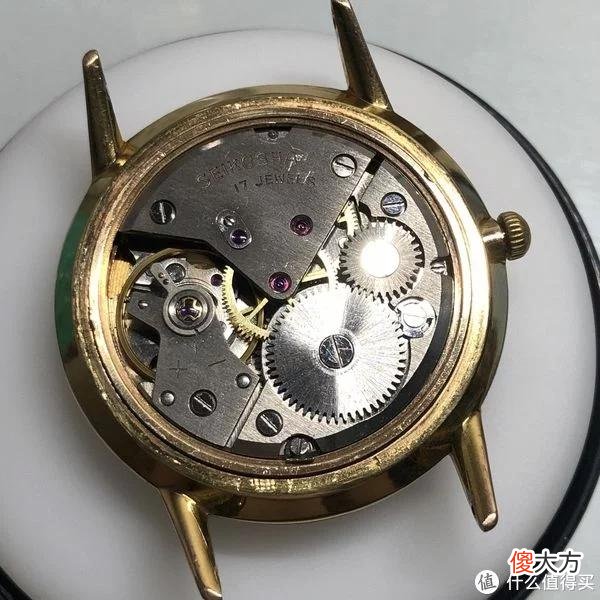 【就爱时尚】日表鉴赏之精工手表之精工舍大脸猫保养