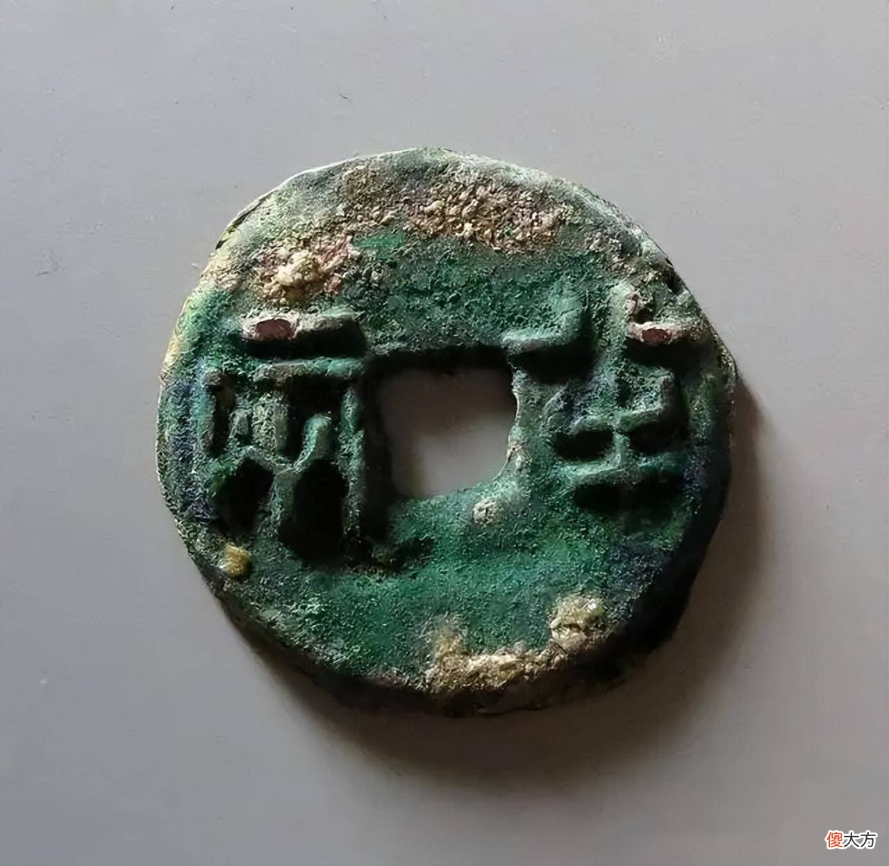 【爱历史】秦朝的钱币，为什么会受到大家的喜欢？