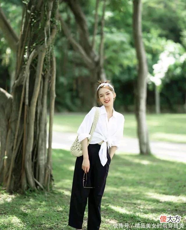 【时尚一点】女人要学会打扮自己，简单又有女人味的穿搭，可以突出自身的魅力