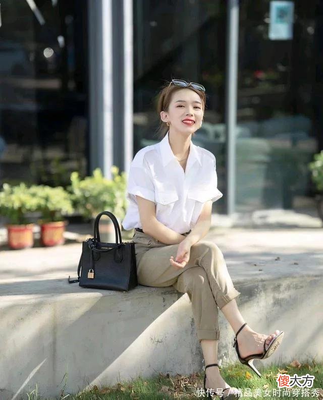 【时尚一点】女人要学会打扮自己，简单又有女人味的穿搭，可以突出自身的魅力
