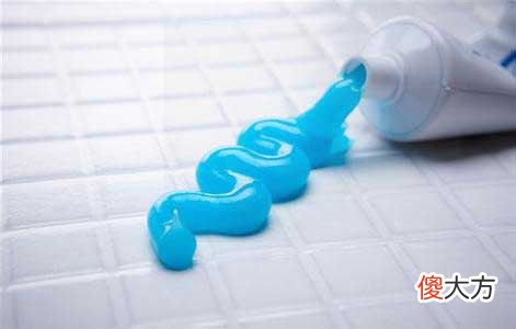 手表戴久了表链会很脏 手表表带脏