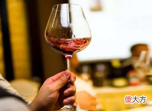 中风可以喝红酒泡洋葱吗 中风可以喝葡萄酒吗