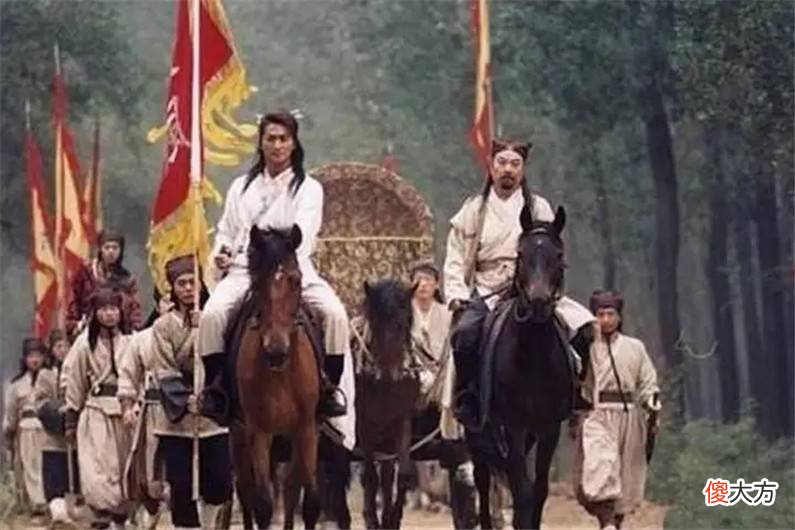 【爱历史】清朝镖师三种暗器：飞镖、飞蝗石、紧背花装弩，都跟想象的不一样