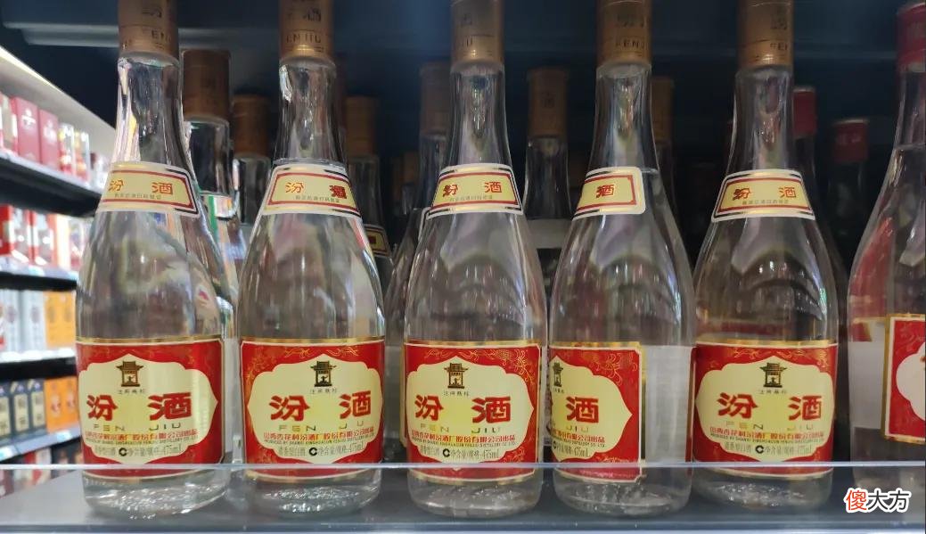 40岁老贵州男人的白酒单，在朋友圈沸腾了！酒友：看馋了，真会喝