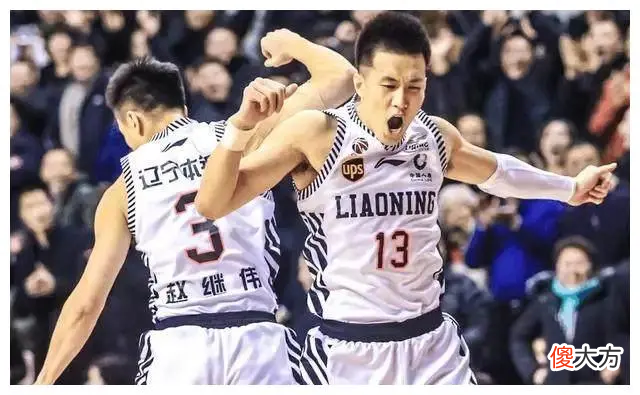 打了这么多年篮球 打了两年篮球一点进步都没有
